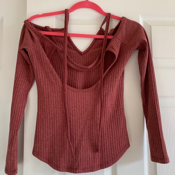 Tobi Ribbed Top - Picture 2 of 2